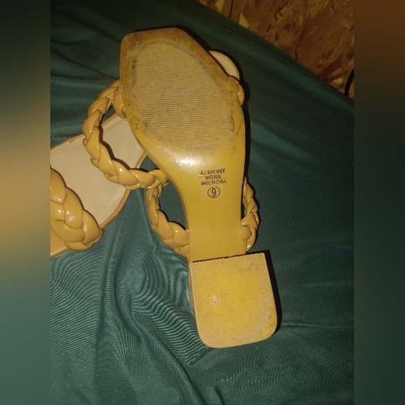 Heart in D light brown rope sandle - Picture 2 of 3